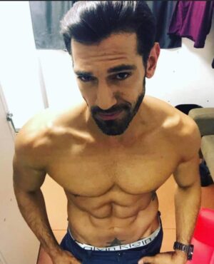 Raúl Coronado Instagram - Excelente domingo !! 😎 #ripped #actor #happy #domingo #mexico #smile @invictusproteinmx