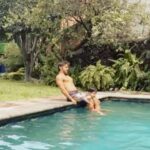 Raúl Coronado Instagram - Excelente domingo, mucha buena vibra !! 😎😎 #goodvibes #smile #home #happy #pool #exercise #sundayfunday