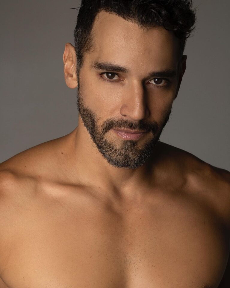 Raúl Coronado Instagram - Ready !! #actor #mexico @latinvasion