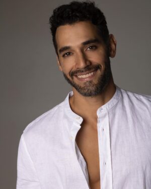 Raúl Coronado Instagram - Ready !!!!!!! #🎥 #actor #3,2,1 #mexico @latinvasion #blessed🙏 #smile