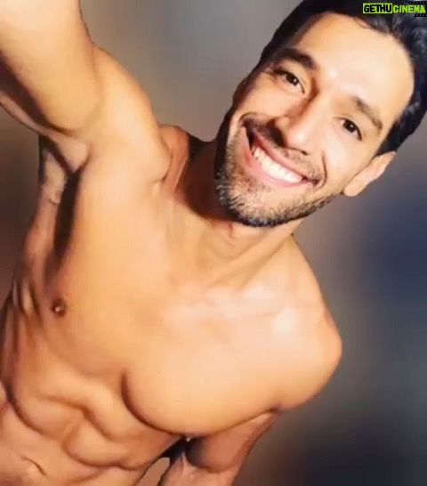 Raúl Coronado Instagram - Domingo !!! 😎 #sundayfunday