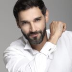 Raúl Coronado Instagram - Sábado de buena vibra !!! #actor #photosession