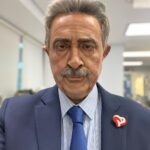 Raúl Pérez Instagram – Qué bien acostumbrado me tiene @sanchezfernandezelisabeth con sus caracterizaciones. Espectacular  @revillamiguela para @elintermedio
 🎶”Dame la mano morenucaaaaa”🎶