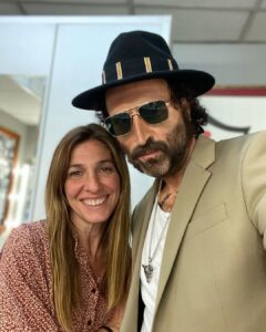 Raúl Pérez Instagram - Ya no sé con qué palabra definir el talentazo de @sanchezfernandezelisabeth como caracterizadora…¡¡INCREÍBLE!! IA = Inteligencia Artesanal 🙌🏻🙌🏻❤️❤️ (featuring @leivaoficial_ para #ilustresignorantes en @cero @movistarplus)