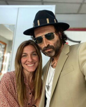 Raúl Pérez Instagram - Ya no sé con qué palabra definir el talentazo de @sanchezfernandezelisabeth como caracterizadora…¡¡INCREÍBLE!! IA = Inteligencia Artesanal 🙌🏻🙌🏻❤️❤️
(featuring @leivaoficial_ para #ilustresignorantes en @cero @movistarplus)