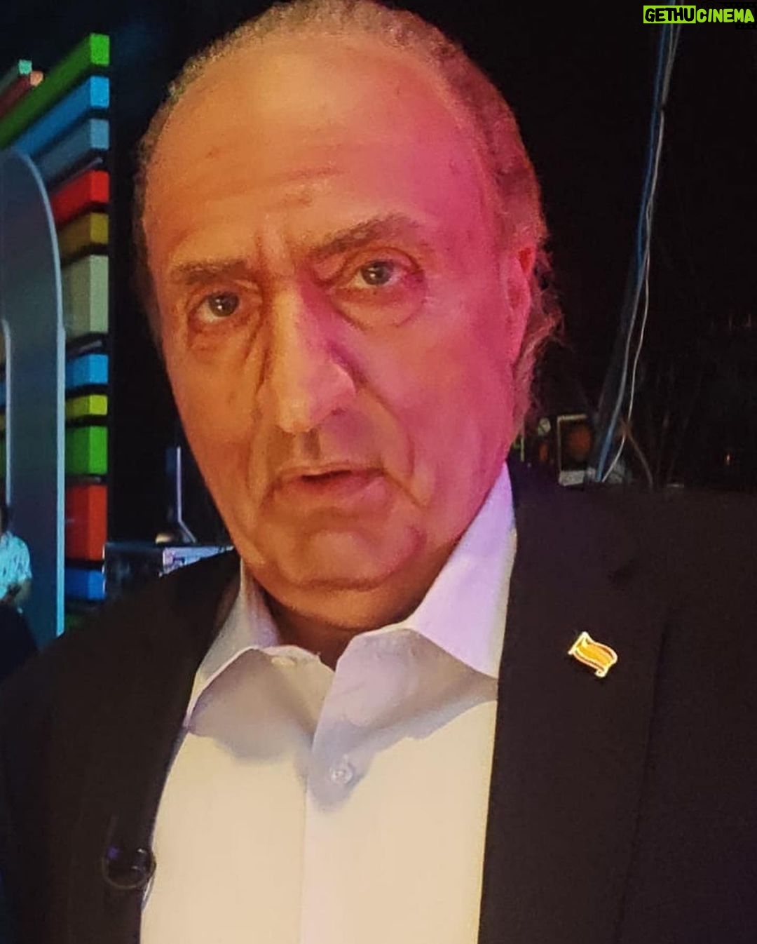 Raúl Pérez Instagram - Las caracterizaciones de @sanchezfernandezelisabeth tienen muchísimo “emérito”👏🏻👏🏻👏🏻❤️ Esta ha sido la más reciente para @elintermedio