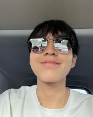 Rabin Angeles Instagram - Random selfies, the day i loved you ep6 out now! On regal entertainment’s yt channel💙💛