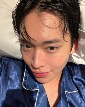 Rabin Angeles Instagram - Random selfies, the day i loved you ep6 out now! On regal entertainment’s yt channel💙💛