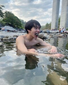 Rabin Angeles Instagram - The day i loved youuu ep2 is coming out later at 6pm on Regal Entertainment YouTube channel are you team bad boy or team bestfriend? #TDILYTheDayWeDanced #TDILY #TheDayILovedYou Palakol River, Floridablanca, Pampanga