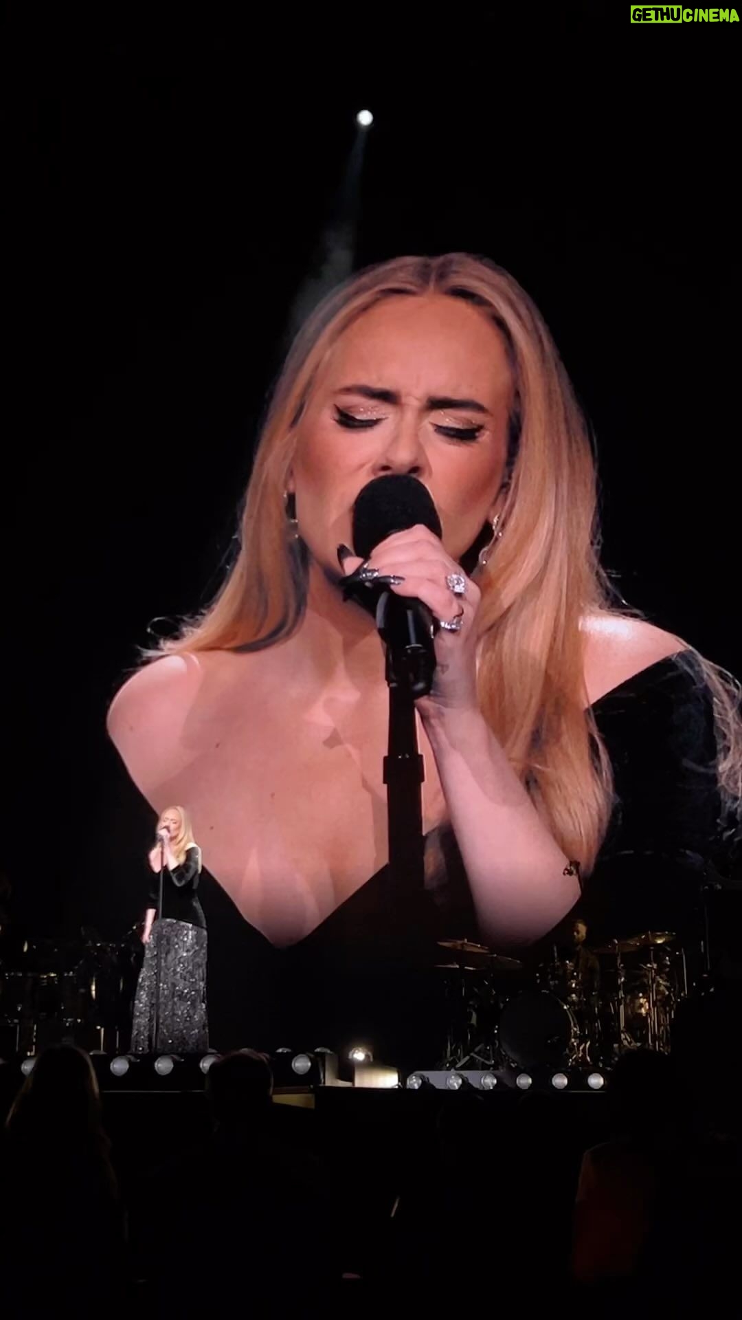Race Wong Instagram - The emotion, the sound, the beauty— @adele has a way move us through music. #weekendwithadele #SoLucky Ceaser's Palace