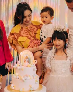 Race Wong Instagram - Happy 6th Birthday to my sweet Cara. 😘😘😘😘😘