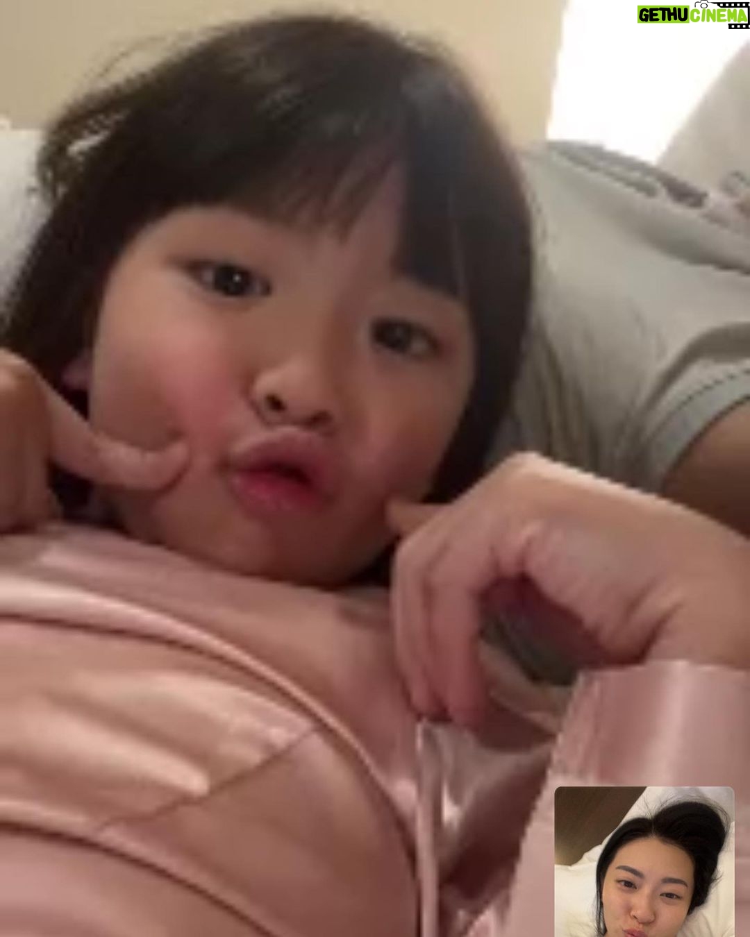 Race Wong Instagram - ❤️ Moments like this remind me of how priceless it is to have the support of someone special in our lives! 🤗 Hats off to my amazing husband for taking our daughters to Perth while I'm away for work. He is really #myHero. Special shout-out to @chrjstinee on your graduation. We are sooooo proud of you!! You’re amazing ❤️❤️❤️ If you have any amazing stories of your partner or other family members taking care of the children while you go away on work trips, share it with me. I’d love to hear them! #supporteachother #ourfamily #daddydaughtertime #familygoals #qualitytime