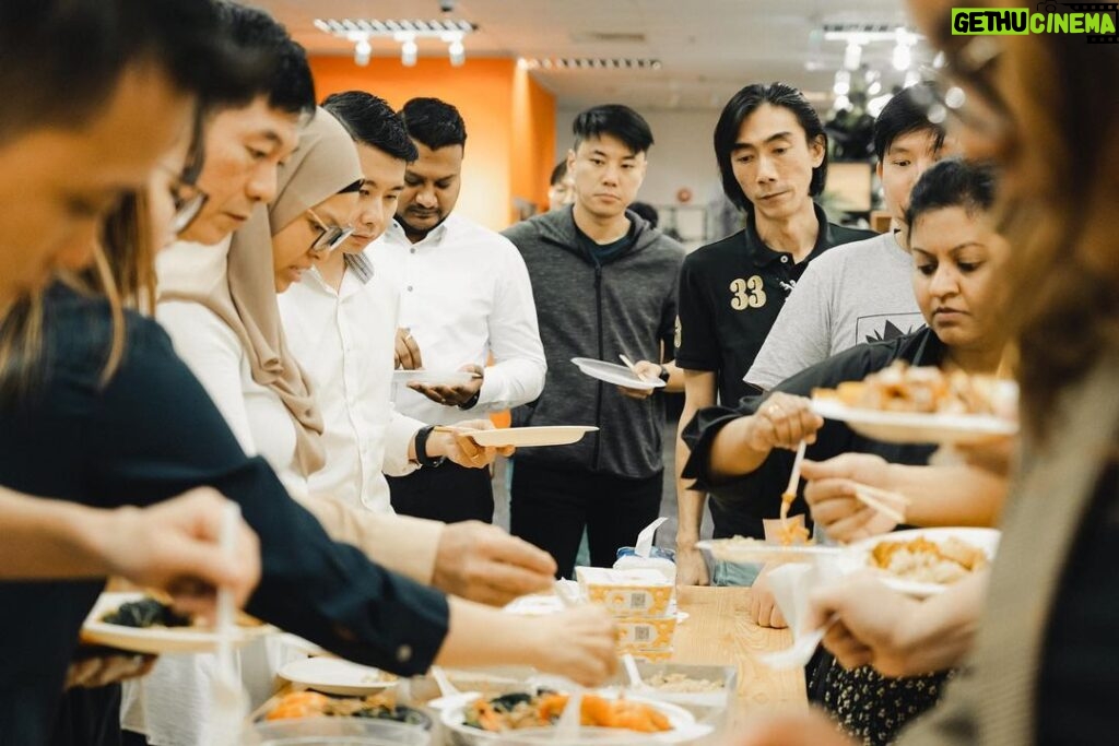 Race Wong Instagram - Happy Monday! We usually do CNY luncheon at restaurants but this year was extra special. One of our marketing teammates Nic decided that he’ll cook and prepare everything. So we got to enjoy a feast of his favourite food. What a special treat! 🧧Thank you Nic for feeding all of us at @ohmyhomesg so well. ❤️ Ohmyhome Buy Sell Rent Property Singapore