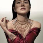 Race Wong Instagram – Thank you @prestigesg for featuring my sister @missracewong on your November cover and capturing her life journey so beautifully. 

As I read the article, I was completely immersed, feeling as though I was walking alongside her every step of the way toward her current success. Your portrayal truly does justice to her incredible journey. Thank you for honoring her and bringing her story to life.

🌹
Which is your favorite look of Race?

#prestige 
#covergirl 
#singapore
#racewong
@cartier 
#2R
#proudsister 
#rosannewong Singapore 新加坡