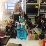 Rachael Taylor Instagram - Thank you @neutrogena_au for making my end of day take off movie make up moment 💯💦 🐳#lovemeaproduct