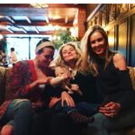 Rachael Taylor Instagram - These beauties #repost @raebroderick @kathrynbrolin #sam #gratefulforreal ❤️