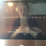 Rachael Taylor Instagram - Will they work?! Won't they work?! #baking #inventing ⏰🍪