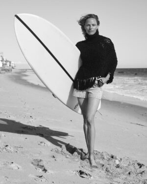 Rachel Roberts Instagram - One of my favorites. #waybackwednesday 
❤️❤️❤️❤️❤️❤️❤️❤️❤️❤️❤️❤️❤️
@marieclaireitalia @mel.karch @lauras9226 @peterbutlerhair @sergiocorvacho @peter.mcclafferty #marieclaireitalia #rachelroberts @avaniccol