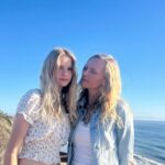 Rachel Roberts Instagram - Grateful. 🙏🏻❤️#holdyourlovedonesclose