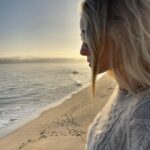 Rachel Roberts Instagram – Sweater weather. 💛 #buckmason Malibu, California