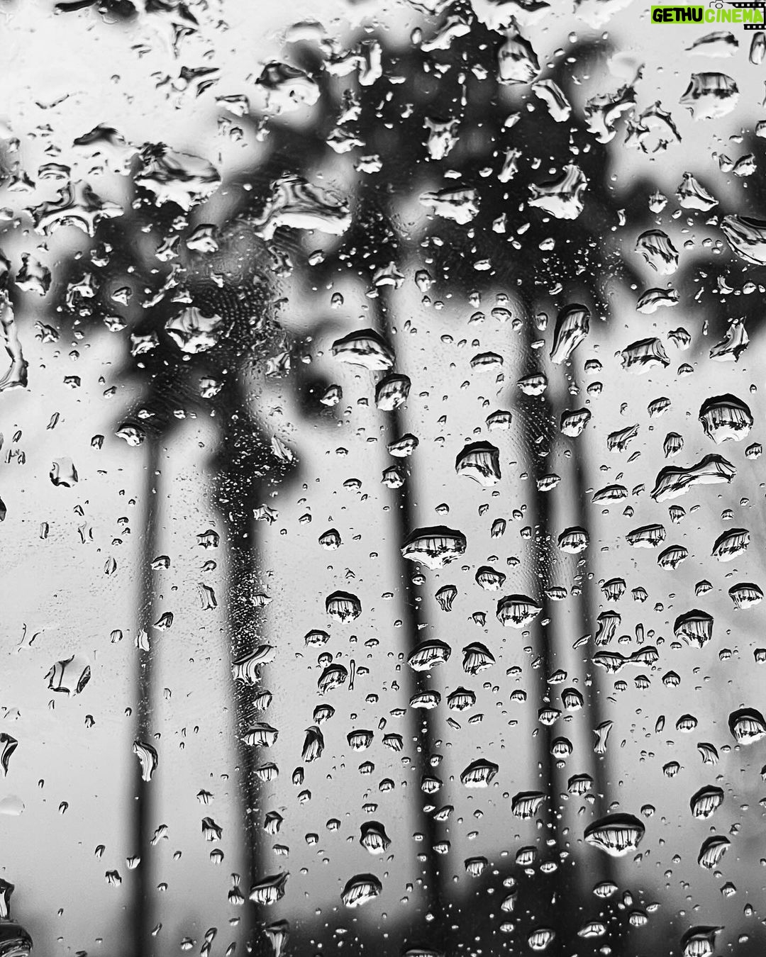 Rachel Roberts Instagram - Stormy Malibu. ⚡️⚡️⚡️🌊🌊🌊 Malibu, California