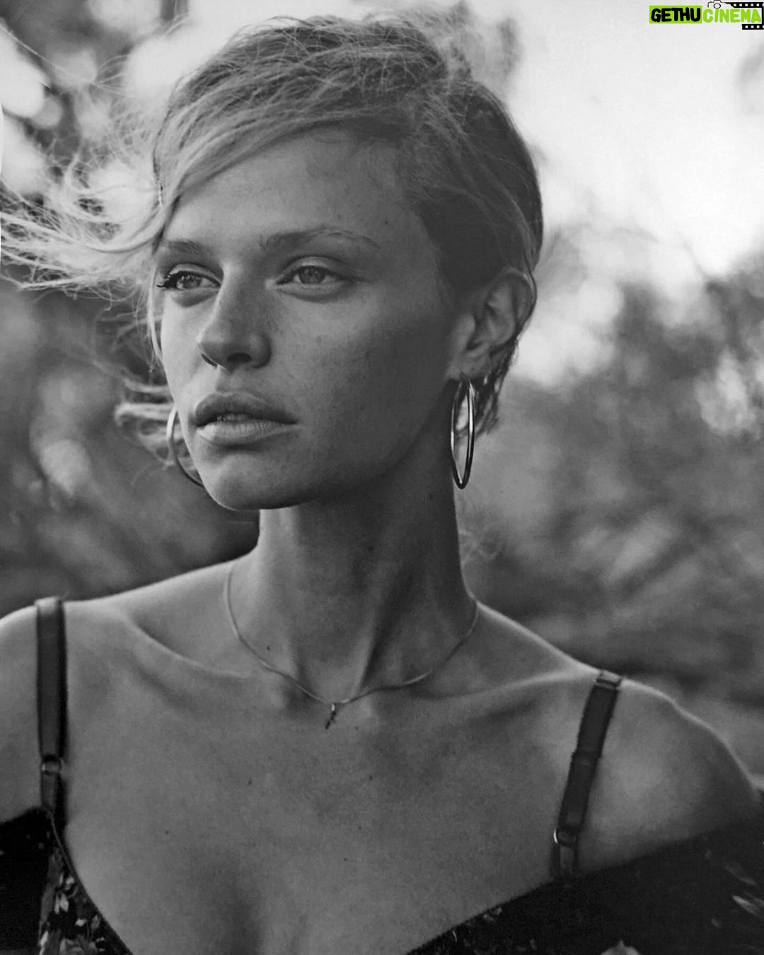 Rachel Roberts Instagram - Throwback to the south of France with @jacquesolivar .Sometimes the coldest days are the most beautiful. ❄️❄️🌬️🌬️ 🖤🖤🖤🖤🖤🖤🖤🖤 #Repost @jacquesolivar ・・・ Rachel Roberts Arles It’s a chily wind day today in Arles but with Rachel wind always blows on the right direction, anyway david put a pin at her graceful flying curl of hairs. The air smells so good under the camargue’s pine tree and the beautiful people surrounding me makes me feel at home and warm. I could spend hours watching through my viewfinder. Well sometimes life is so lovely. I wait for an inner silent and pull the camera trigger when I watch an angel passing through. I guess I got it ! I love shooting friendly pictures of friendly angels ! 🙂🌈 @realrachelroberts @anto__antonelli @davidmallett #love #ʙʟᴀᴄᴋᴀɴᴅᴡʜɪᴛᴇᴘʜᴏᴛᴏɢʀᴀᴘʜʏ #photooftheday #arles #rachelroberts #jacquesolivar Arles, France