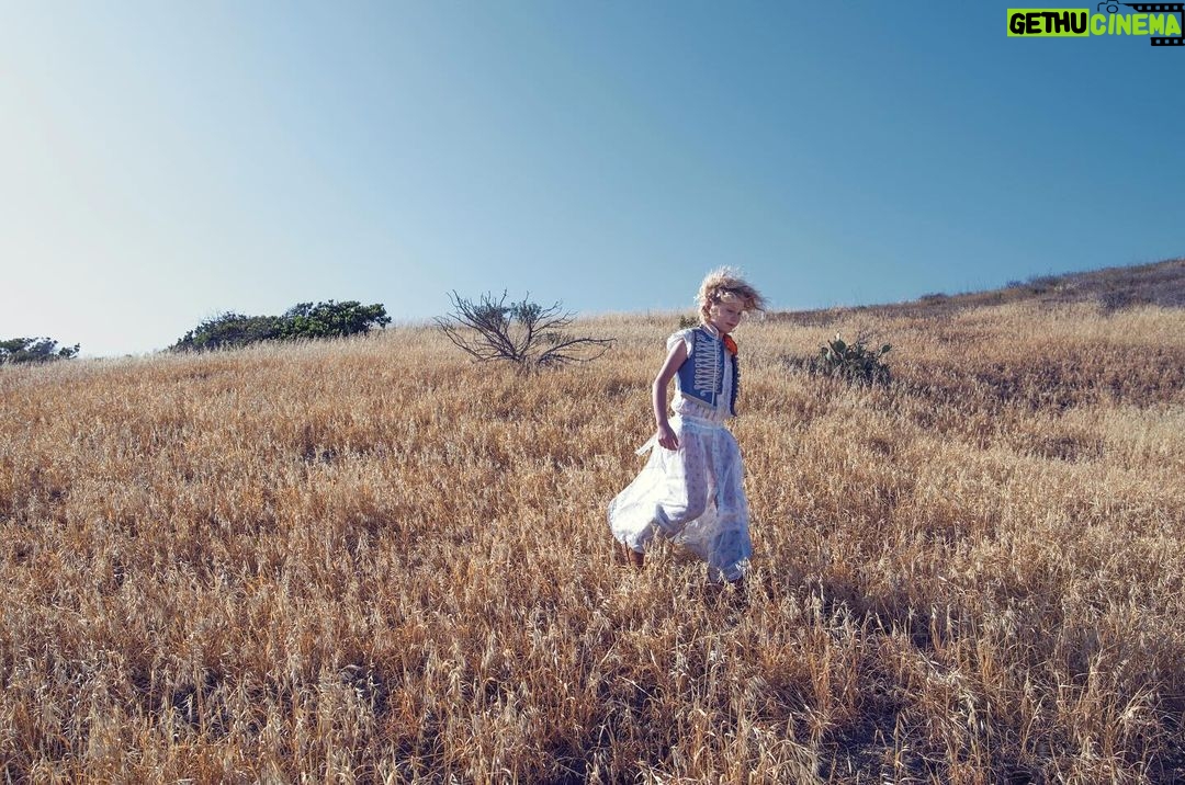 Rachel Roberts Instagram - 🩵🩵🩵🩵🩵🩵🩵🩵 Ava by @radkaleitmeritz #takemebacktuesday #happybirthdayAves Malibu, California