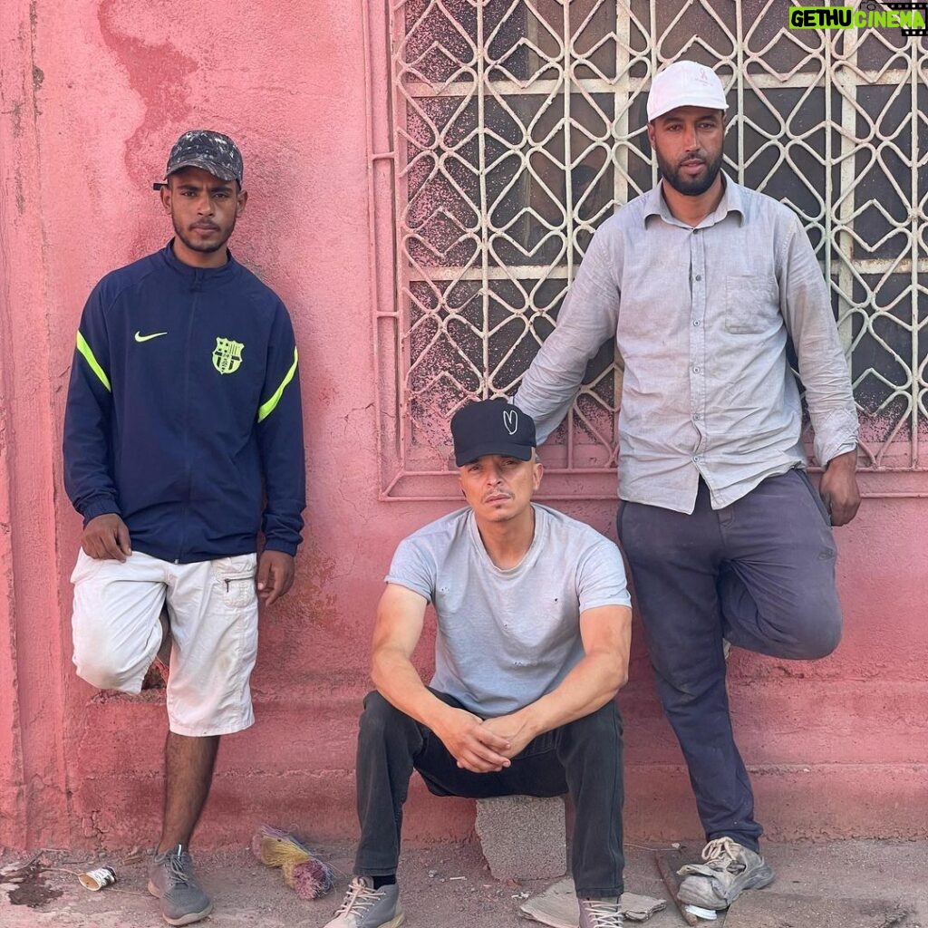 Rachid Badouri Instagram - 🎥 Tournage Jour 1 à Marrakech! C'est fou!🤩🇲🇦 🤫🤐 Gueliz, Marrakech, Morocco