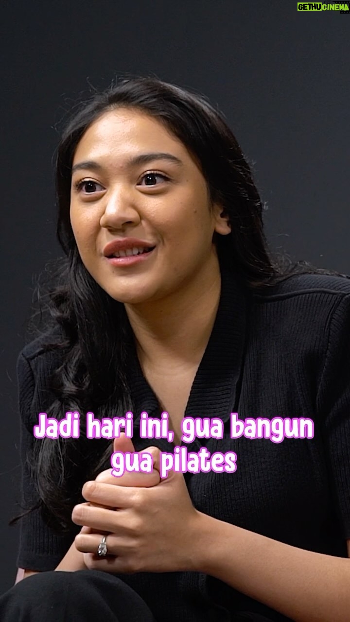 Raditya Dika Instagram - Kalau kalian bangun tidur ngapain?