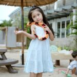 Raditya Dika Instagram - Slide 1: Ratu ular. Slide 2: penjinak ular.