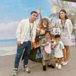 Raditya Dika Instagram - Inget bgt Alea baru pindah dan officially masuk sekolah baru di bulan Agustus. Tiba2 dapet kabar kalo level preschool sampai Year 6 akan tampil di acara Madagascar A Musical Adventure Jr. di bulan September ini. Seneng sekaligus deg2an karena kami gatau apakah Alea sudah bisa berbaur dengan teman2nya disekolah / tidak. Betah gak ya dilingkungan barunya? Apa 1 bulan latihan cukup buat bisa tampil percaya diri di shownya nanti walaupun semuanya msh asing? Surprisingly di hari H show, kami bangga sekali liat perfome Alea & teman2. Standing applause buat all the coaches and the teachers untuk semua usahanya sebulan ini. Bener2 all out, gak ada yg nangis / diem2 aja. Semua enjoy the show! Kita happy sekali. Thankyou Alea! U did it! Km berhasil bikin kita yakin kalo km baik2 aja dengan semua perubahan ini. We love you nak🤍👏🏼
