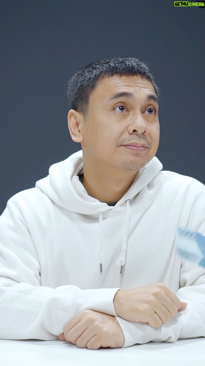 Raditya Dika Instagram - Buat nambah pendapatan itu harus jeli cari peluang. Nah, investasi Obligasi FR di Bibit bisa jadi pilihan dapetin passive income, dengan fixed return yang 100% aman dijamin negara! Yuk investasi obligasi FR di @bibit.id sekarang.