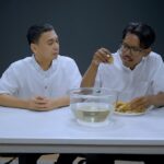 Raditya Dika Instagram - Bikin bisnis tuh emang perlu inovasi, kayak yang Pandu lakuin nih! Dan ngomong-ngomong soal bisnis, gue mau kasih info kalau KemenkopUKM tahun ini jadi tuan rumah buat Inclusive Business Summit ke-6 Buat dapetin info dan pengetahuan lebih lanjut soal inclusive business cek @kemenkopUKM #KemenkopUKM #ASEANUntukKita #IBSummit2023 #ASEAN2023