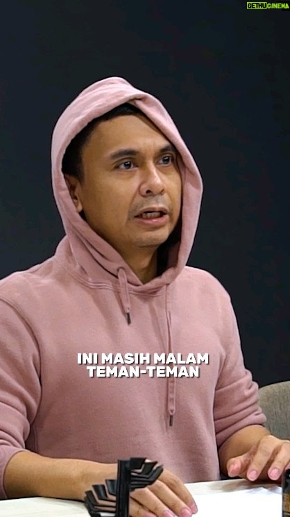Raditya Dika Instagram - NGAPAIN SAYA SUSAH-SUSAH?!!!