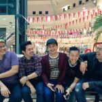 Raditya Dika Instagram - Terimakasih @standupindonesia dan @adjisdoaibu lewat Stand Up Fest telah memberikan kami (yang kumpulnya jarang2) ruang untuk ngobrol, main, dan bercanda malam ini. Bangga ngeliat comic2 hebat2, dan lucu2 banget selama 3 hari ini. #standupfest2023