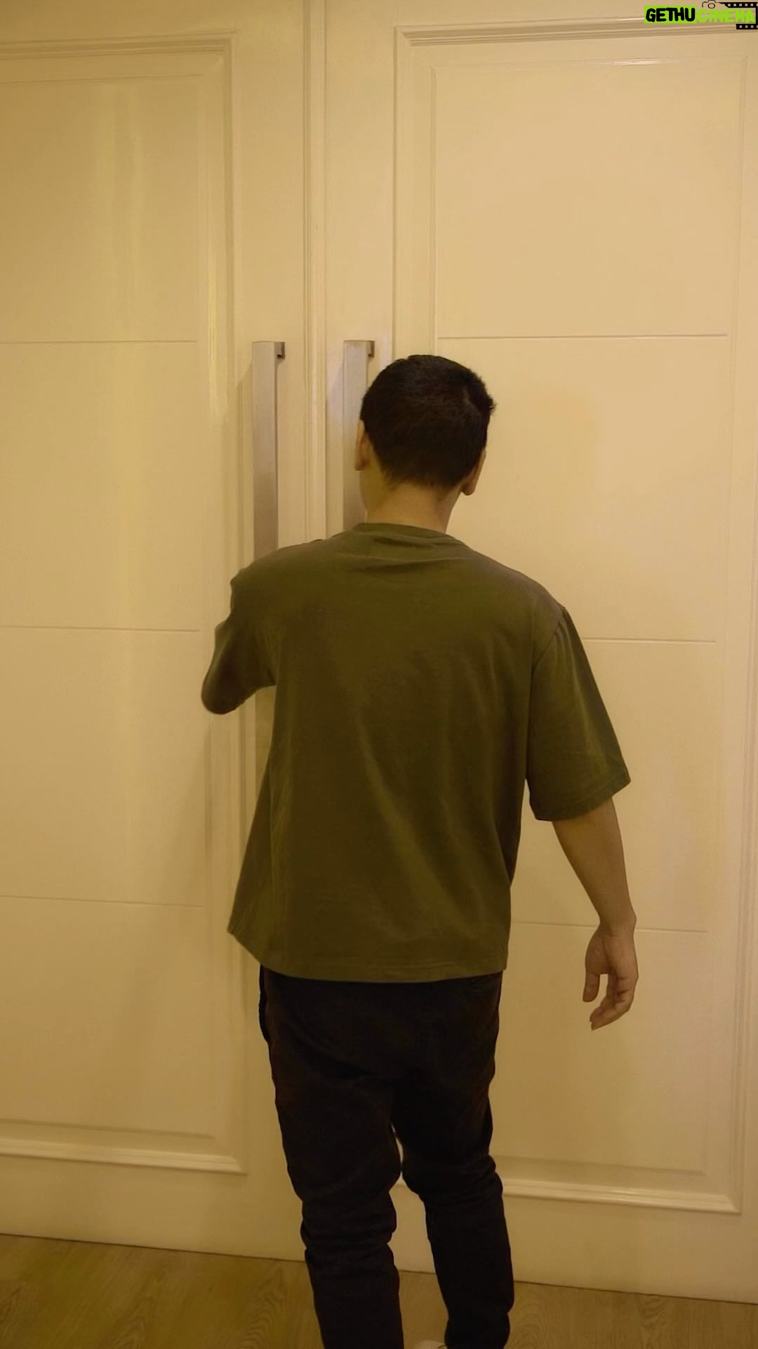Raditya Dika Instagram - Emang boleh setenang ini?
