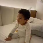 Raditya Dika Instagram - Jangan tidur waktu anak denger Hakuna Matata..