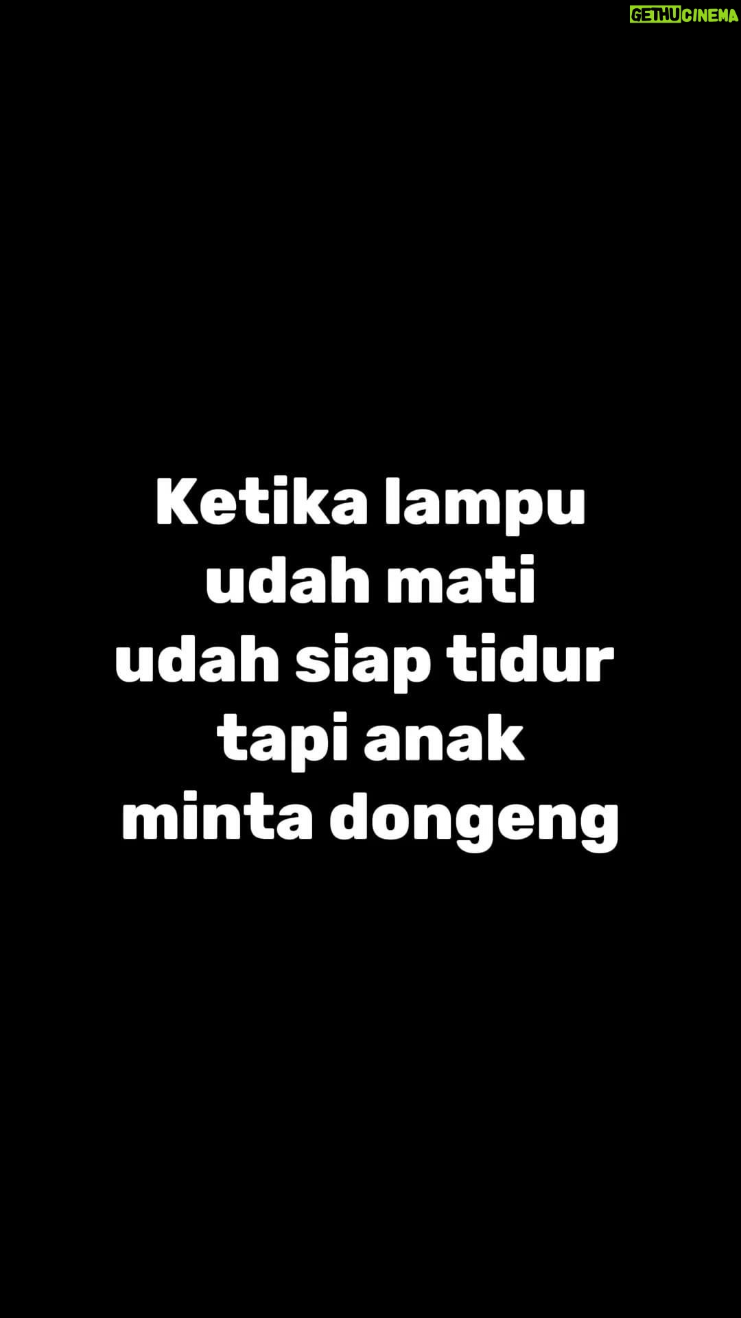 Raditya Dika Instagram - Setiap hari selalu ada aja dongengnya. 😂