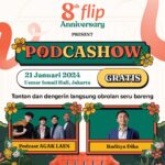 Raditya Dika Instagram - 🎙️ Inilah dia full line-up Flip #PODCASHOW yang kita tunggu-tunggu! Menampilkan @raditya_dika dan @podcast.agak.laen , kita bisa nonton dan dengerin langsung obrolan seru mereka di atas panggung dalam rangka merayakan hari jadi Flip yang ke-8 tahun.   Catat cara dapetin tiketnya, kebut transaksinya dan semoga kamu beruntung dapat tiketnya gratisnya ! #FlipID #PodCast #PodcastIndonesia #AgakLaen #RadityaDika #PodcastAgakLaen #IndraJegel #Benedion #BorisBokir