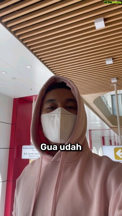 Raditya Dika Instagram - Terima kasih untuk para pendengar Podcast Raditya Dika❤️