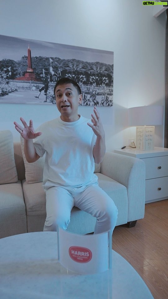 Raditya Dika Instagram - Tur Cerita Sebelku baru saja selesai, tapi gue udah kangen manggung tiap minggu. Malang, sebagai kota terakhir, juga ngasih kesan yang menyenangkan buat gue. Karena gue berkesempatan nginep di @harrismalang Semua fasilitas yang mereka sediakan cocok untuk kamu yang staycation atau tempat istirahat ketika liburan. Buat yang mau nginep juga, pake kode promo: RADITYADIKA, buat dapetin diskon 20%. Booking sampai akhir Februari untuk periode menginap sampai Desember 2024. Booking sekarang di www.discoverasr.com.