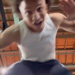 Radzi Chinyanganya Instagram - GYM to GMB #gmb #itv #gym #muscleup #calisthenics Television Centre