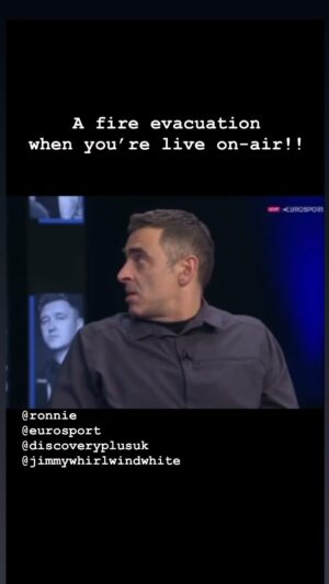 Radzi Chinyanganya Instagram - A fire evacuation when you’re live on-air!!

Thankfully nobody was hurt, and the fire service were superb! 👌🏾

#fire #tv #uk