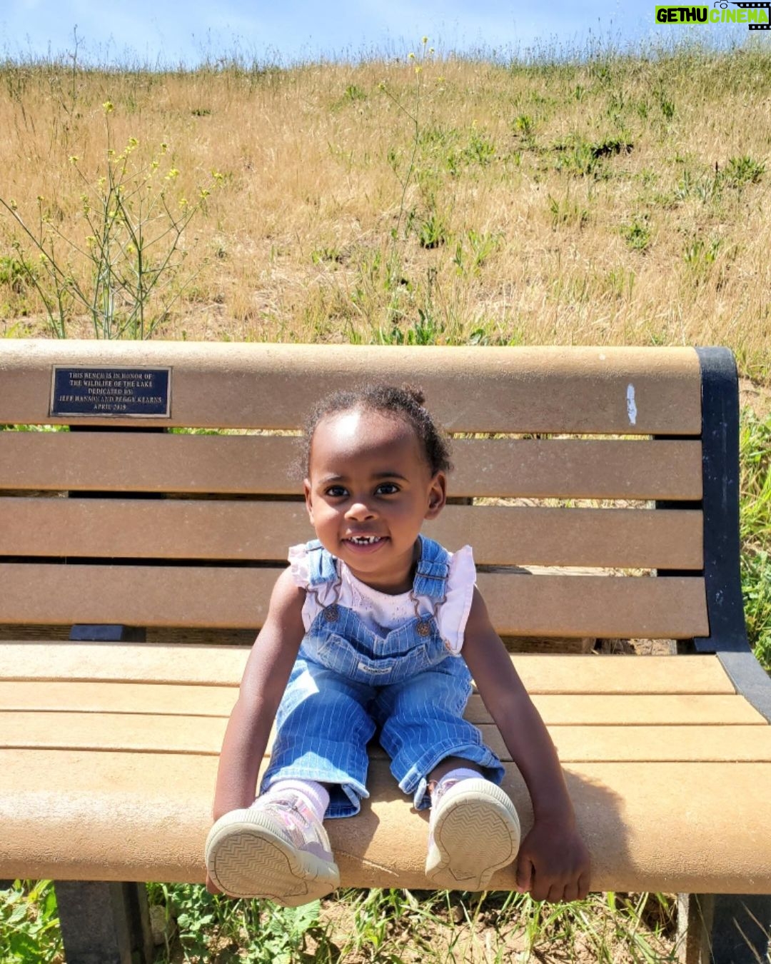 Rae Wynn-Grant Instagram - #OutdoorBaby winning Monday 🌲 Santa Barbara, California