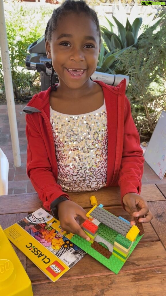 Rae Wynn-Grant Instagram - My daughter and I had the BEST afternoon together using @LEGO bricks to make some incredible creations. Her imagination took us far and we’ll be using this @LEGO set for years to come! Is there a girl in your life who loves building with @LEGO bricks? Let me know in the comments! #LEGOPartner #sponsored