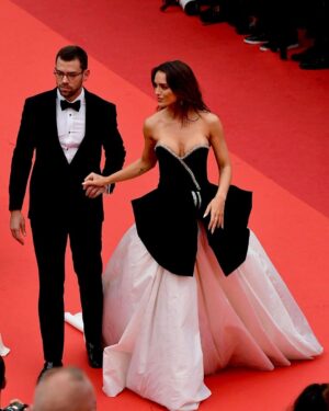 Rafa Kalimann Instagram - Hi, @festivaldecannes ✨