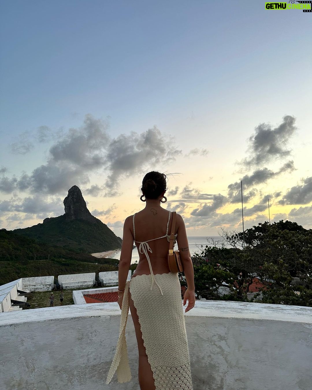 Rafa Kalimann Instagram - tem fim de tarde que é mais especial que outros Fernando de Noronha