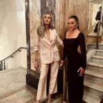 Rafa Kalimann Instagram - Ontem vivemos o 30° Prêmio da Música Brasileira no Theatro Municipal. Uma homenagem linda e emocionante pra potência de mulher @alcioneamarrom celebrando seus 50 anos de carreira ✨ foi uma importantíssima celebração. Theatro Municipal do Rio de Janeiro