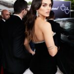 Rafa Kalimann Instagram - Que especial voltar pro Festival de Cannes. Fiquei muito animada quando recebi o convite pra estar aqui esse ano também. Um evento tão importante e inspirador pro mundo todo. #cannesfilmfestival Amanhã teremos muito mais 🫶🏻✨ Thanks @nespresso 📸 @eusebiomendonca @luisavautierfranco @izytoremember @marcellaribeiroo @renato.ffn e todo meu time.