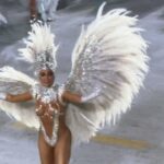 Rafa Kalimann Instagram - a apuração começou e meu coração tá pulsandooo, vamos @imperatrizleopoldinenseoficial 🕊️🕊️🕊️🕊️🕊️🕊️🕊️🕊️🕊️💚💚💚💚💚